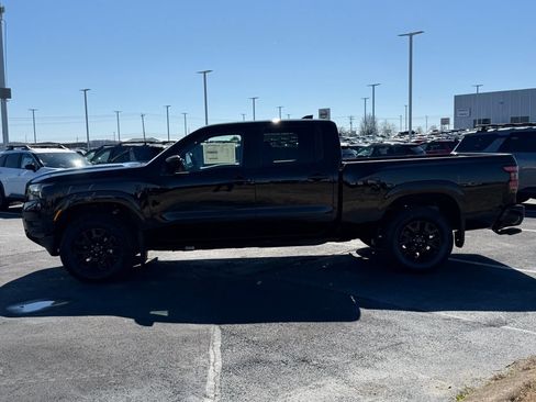 New 2026 Nissan Frontier SV w/ Tow Package AWD/4WD image 7
