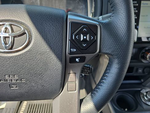 Used 2020 Toyota 4Runner SR5 Premium AWD/4WD image 20