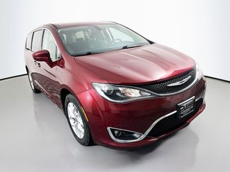 Used 2018 Chrysler Pacifica Touring Plus w/ Tire & Wheel Group video 1