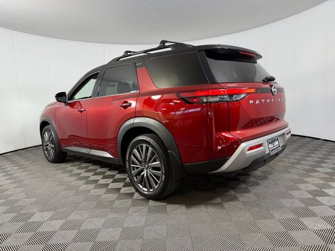 Used 2023 Nissan Pathfinder SL w/ SL Premium Package FWD image 8