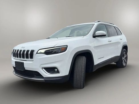Used 2019 Jeep Cherokee Limited w/ Trailer Tow Group AWD/4WD image 3