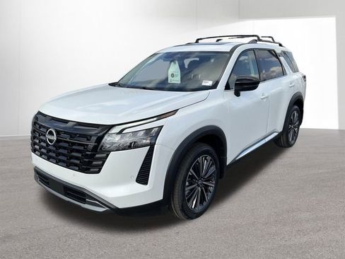 New 2026 Nissan Pathfinder Platinum w/ Cargo Package image 2