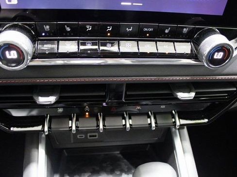 New 2026 Chevrolet Colorado Z71 w/ Technology Package image 10