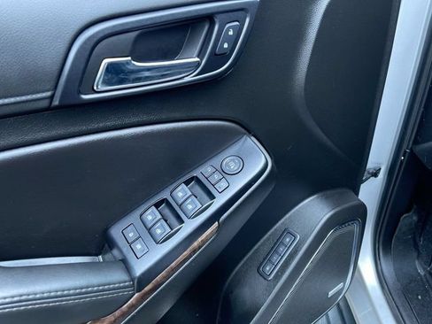 Used 2019 Chevrolet Tahoe LT AWD/4WD image 23