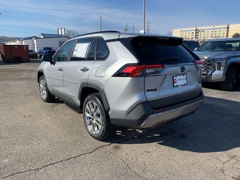 New 2025 Toyota RAV4 Limited image 6