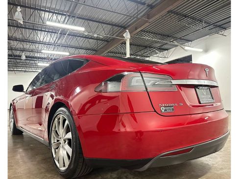 Used 2013 Tesla Model S RWD image 14