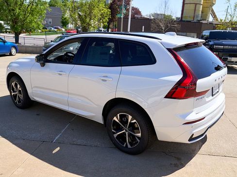 New 2026 Volvo XC60 B5 Core w/ Protection Package AWD/4WD image 7