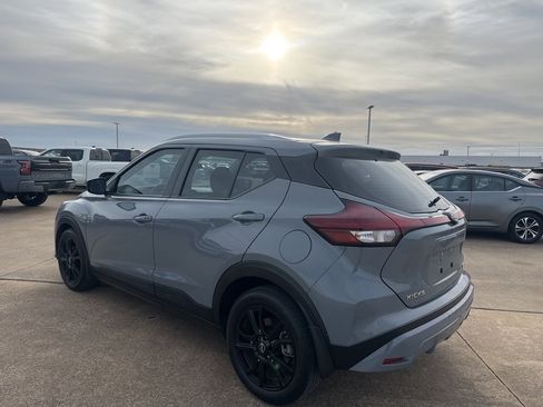 Certified 2023 Nissan Kicks SV image 5