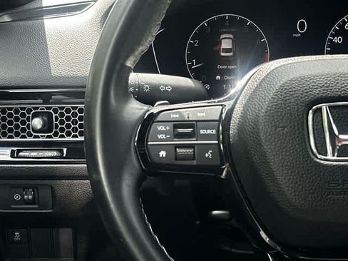 Used 2025 Honda Civic Sport image 8