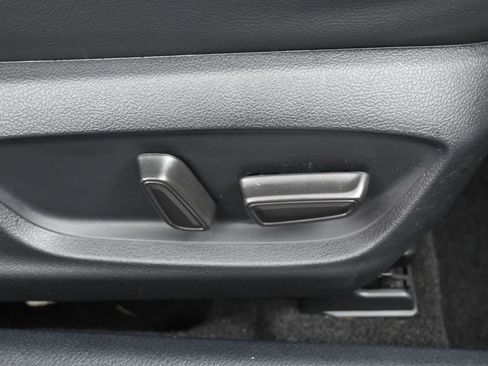 Used 2022 Toyota Camry XSE image 35