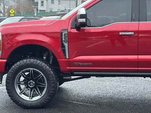 Used 2024 Ford F350 Platinum w/ FX4 Off-Road Package image 10