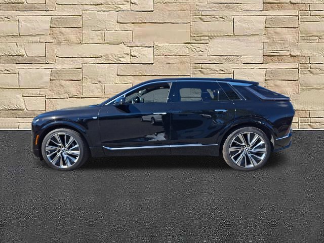 Certified 2026 Cadillac Lyriq Signature Luxury w/ Nappa Leather Package AWD/4WD image 2