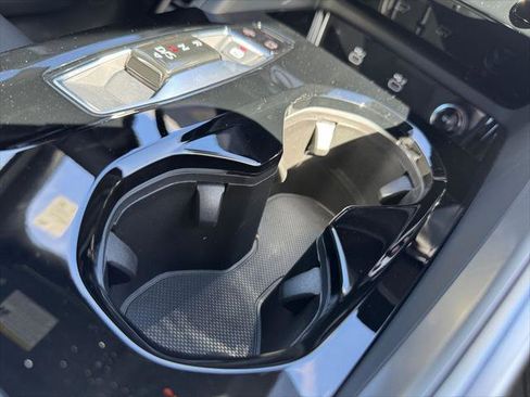 New 2025 Audi SQ5 Premium Plus AWD/4WD image 19