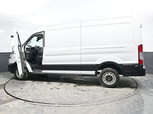 Used 2024 Ford Transit 250 148 Medium Roof image 36