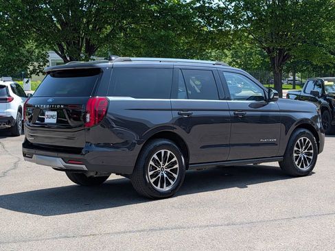 Used 2025 Ford Expedition Platinum AWD/4WD image 13