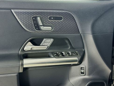 New 2026 Mercedes-Benz GLA 250 image 18