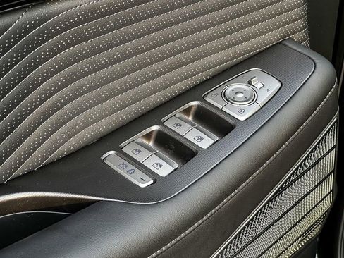 Used 2025 Hyundai Palisade Calligraphy image 14