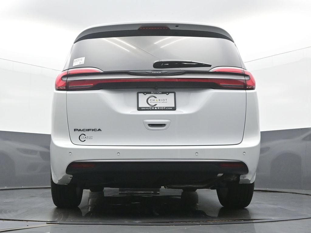 New 2026 Chrysler Pacifica Select FWD image 50