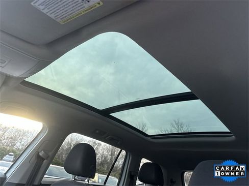 Used 2018 Volkswagen Atlas Launch Edition image 21