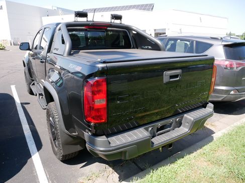 Used 2022 Chevrolet Colorado ZR2 w/ ZR2 Midnight Special Edition AWD/4WD image 8