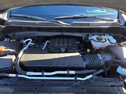 Used 2023 Chevrolet Silverado 1500 LT w/ Convenience Package II image 9