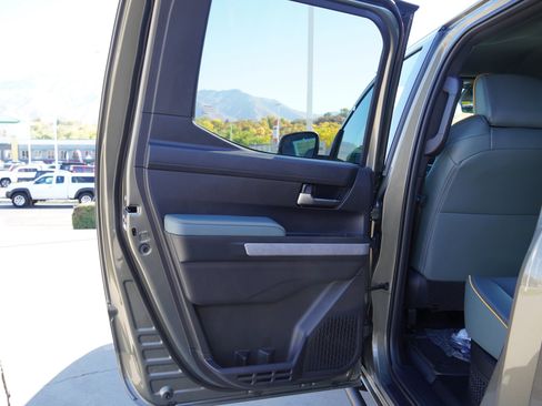 New 2025 Toyota Tacoma Trailhunter image 21