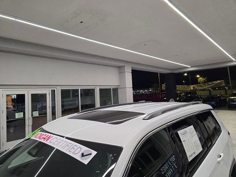 Used 2024 Jeep Grand Cherokee L Laredo w/ Luxury Tech Group I image 10