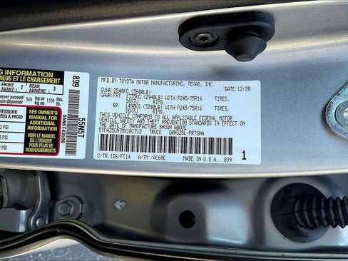 Used 2021 Toyota Tacoma SR5 RWD image 24