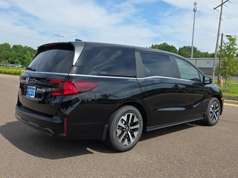 New 2026 Honda Odyssey EX-L image 3