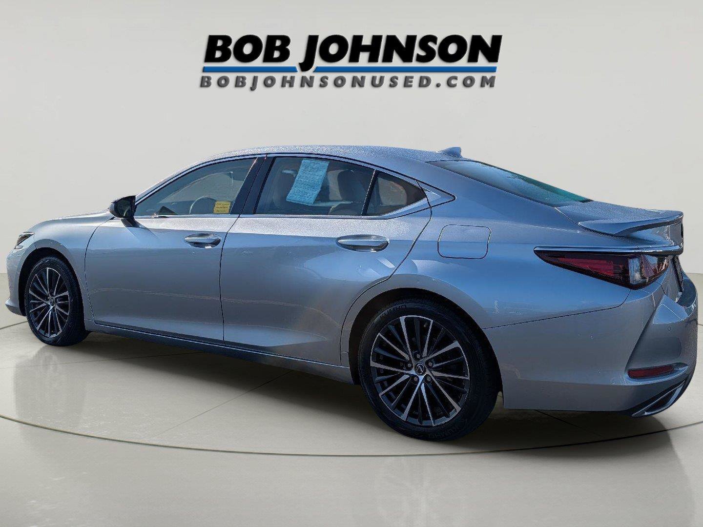 Certified 2023 Lexus ES 350 w/ Premium Package FWD image 4