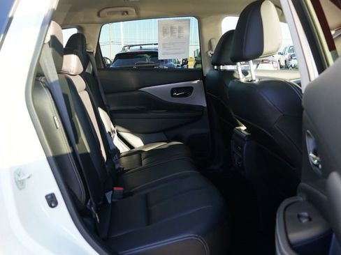 Used 2024 Nissan Murano SV w/ SV Midnight Edition Package image 19