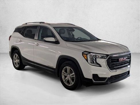 Used 2023 GMC Terrain SLE w/ Driver Convenience Package FWD image 3
