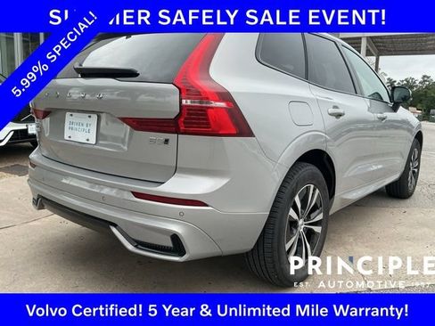 Certified 2025 Volvo XC60 B5 Core AWD/4WD image 11