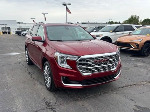 Certified 2023 GMC Terrain Denali w/ Denali Premium Package AWD/4WD image 3
