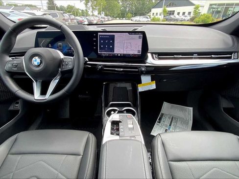 Used 2025 BMW X1 xDrive28i w/ Technology Package AWD/4WD image 5