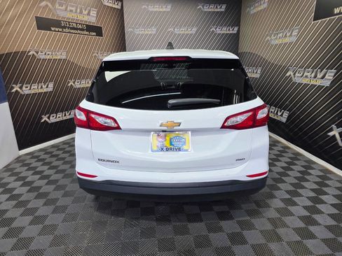 Used 2021 Chevrolet Equinox LS w/ LS Convenience Package image 14