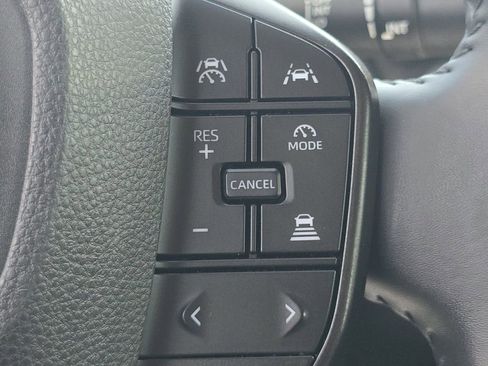 Used 2023 Toyota Prius LE image 32