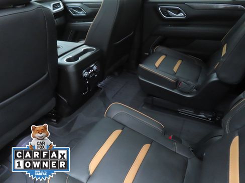 Used 2023 GMC Yukon XL AT4 w/ AT4 Premium Package AWD/4WD image 19
