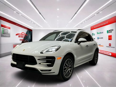 Used 2017 Porsche Macan Turbo AWD/4WD image 4
