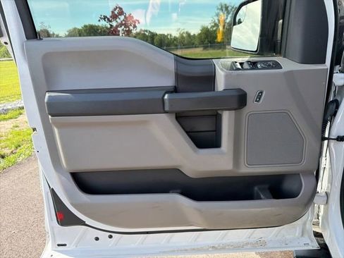 Used 2018 Ford F150 XL w/ Equipment Group 101A Mid AWD/4WD image 17
