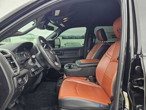 Used 2025 RAM 2500 Tradesman AWD/4WD image 18