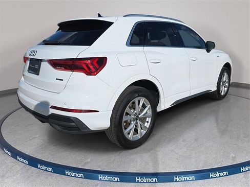 Certified 2024 Audi Q3 2.0T Premium Plus image 5