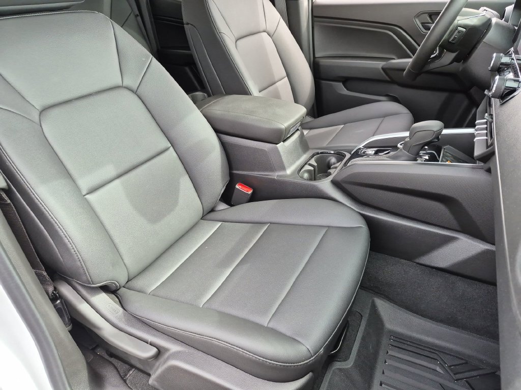 Used 2026 Chevrolet Colorado Trail Boss AWD/4WD image 33