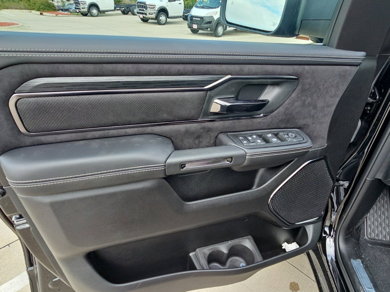 New 2026 RAM 1500 RHO AWD/4WD image 19