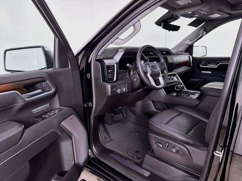 Used 2026 GMC Sierra 1500 Denali w/ Denali Reserve Package AWD/4WD image 3