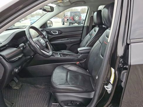 Used 2022 Jeep Compass Trailhawk w/ Trailhawk Elite Group image 16