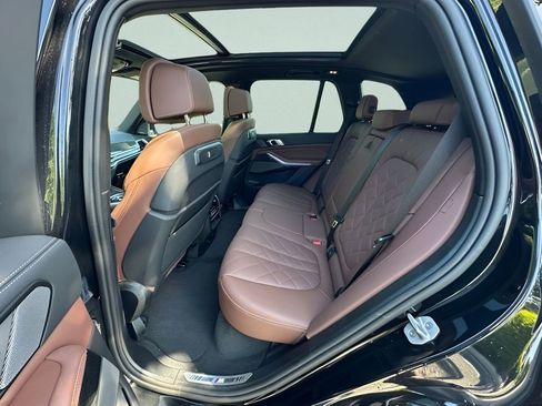 Certified 2026 BMW X5 M60i AWD/4WD image 22