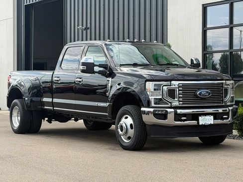 Used 2020 Ford F350 Lariat w/ Lariat Ultimate Package AWD/4WD image 4
