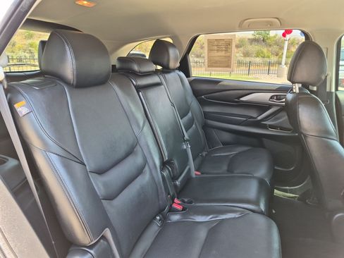 Used 2020 MAZDA CX-9 Touring FWD image 26