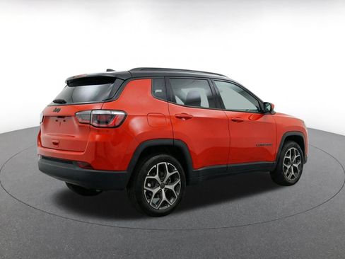 Used 2025 Jeep Compass Limited AWD/4WD image 10